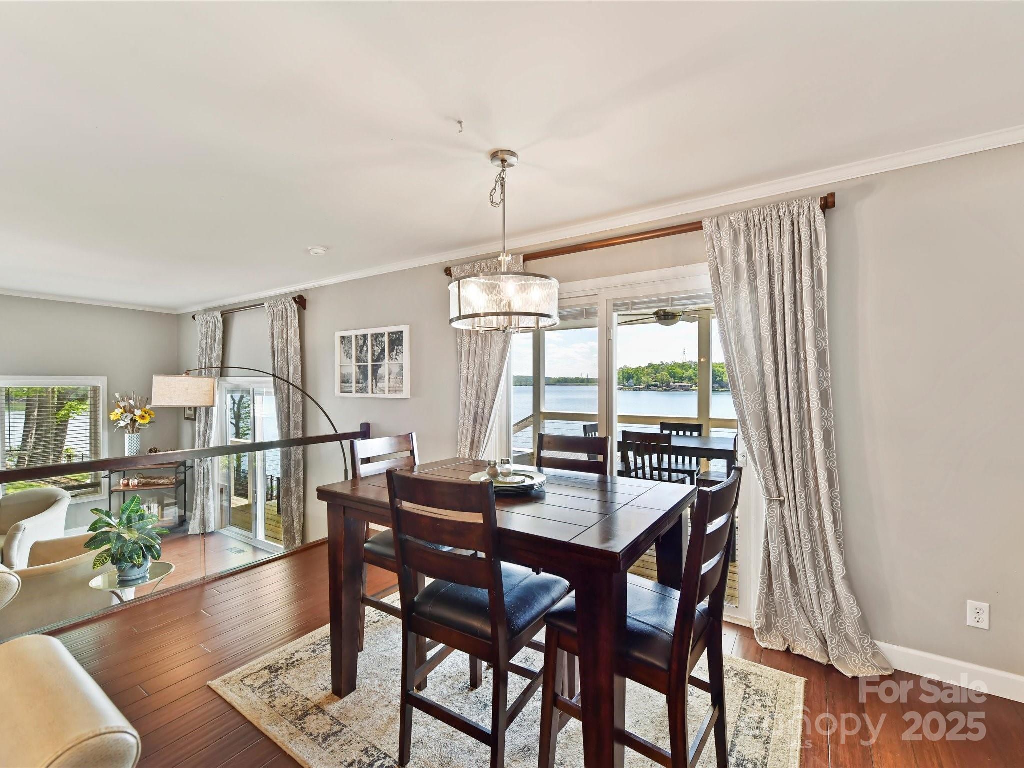 Tega Cay - Residential