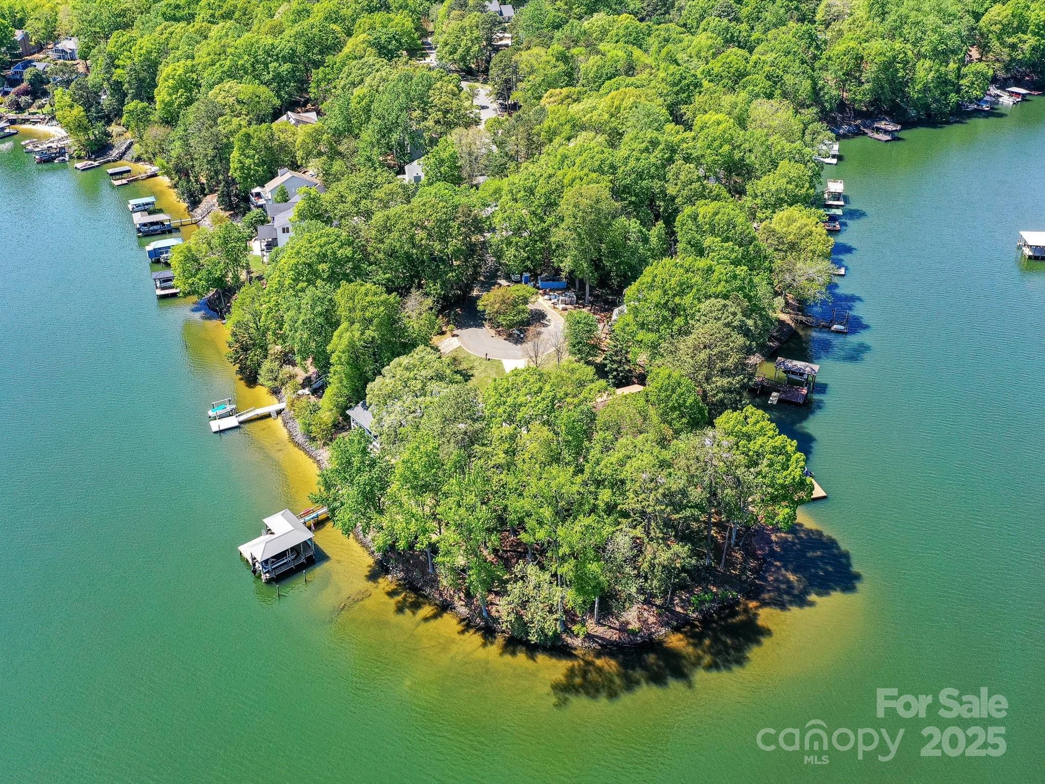 Tega Cay - Residential