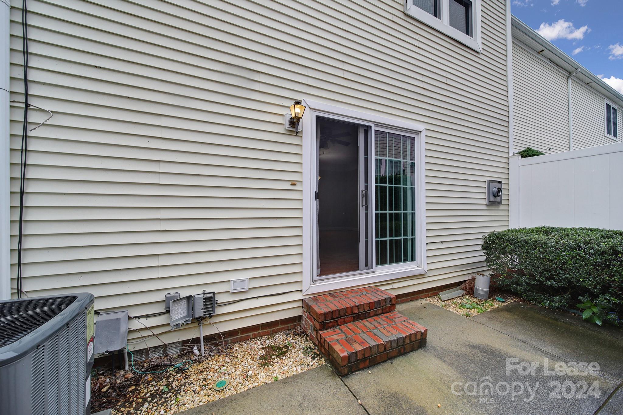 Oak Hill Village - Residential Lease