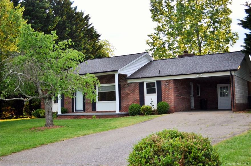 This property would make a great starter home! Nice, convenient location nestled in Taylorsville. Easy access to Hwy 64/90 and Hwy 16. Brick ranch home 3BR/1.5BA, SS appliances, large utility room and plenty of storage.