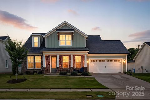 Photo of 13630 Tranquil Day Drive, Matthews, NC 28105 (MLS # 4291117)