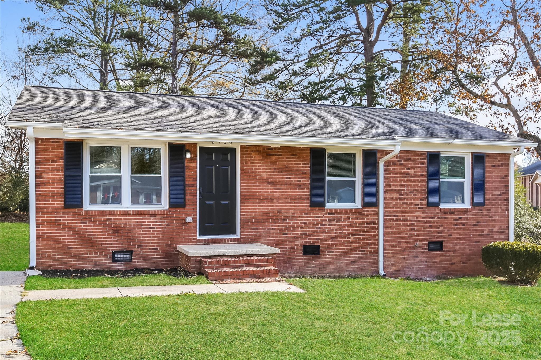 Salisbury Manor - Residential Lease