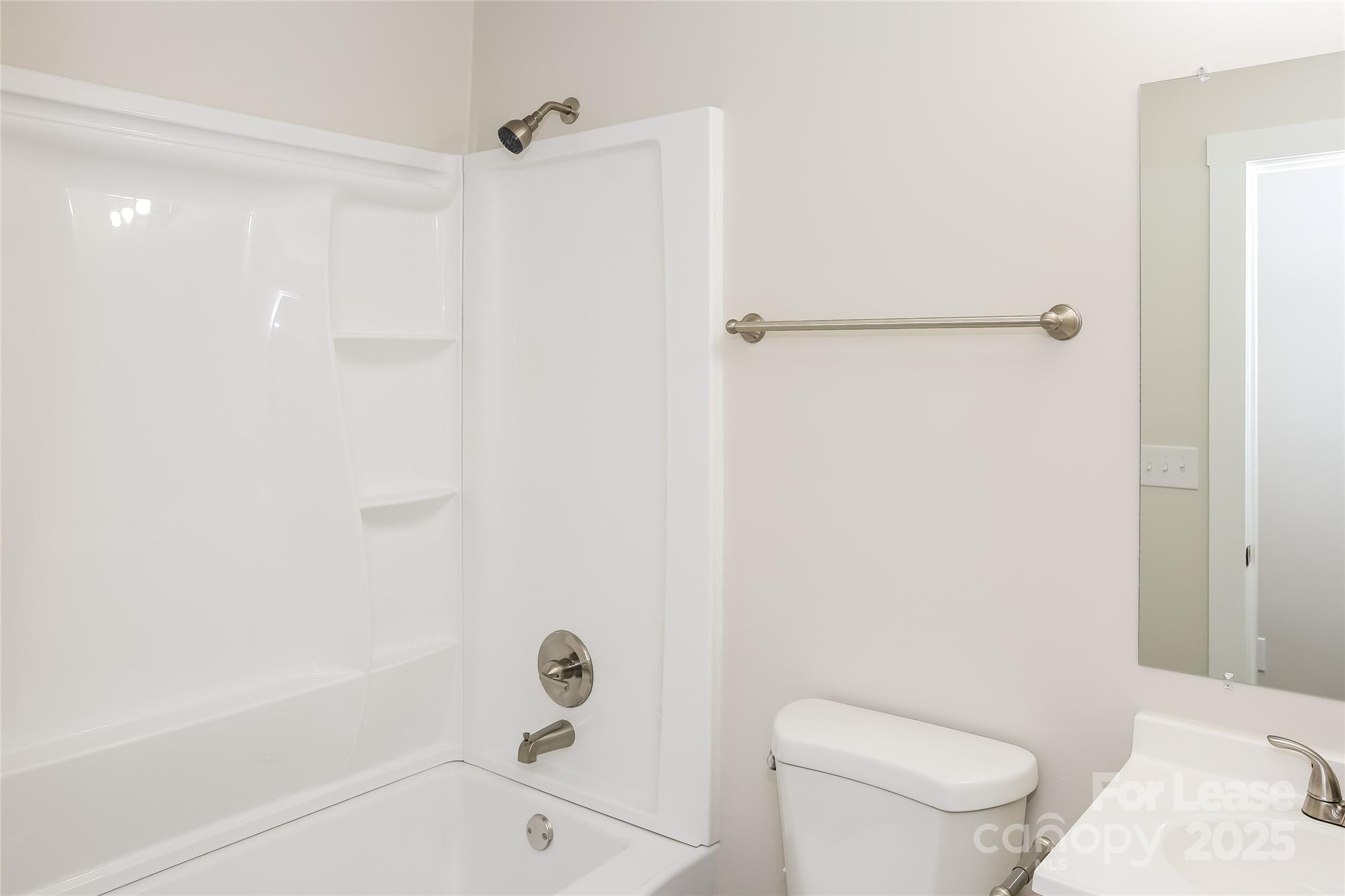 Salisbury Manor - Residential Lease