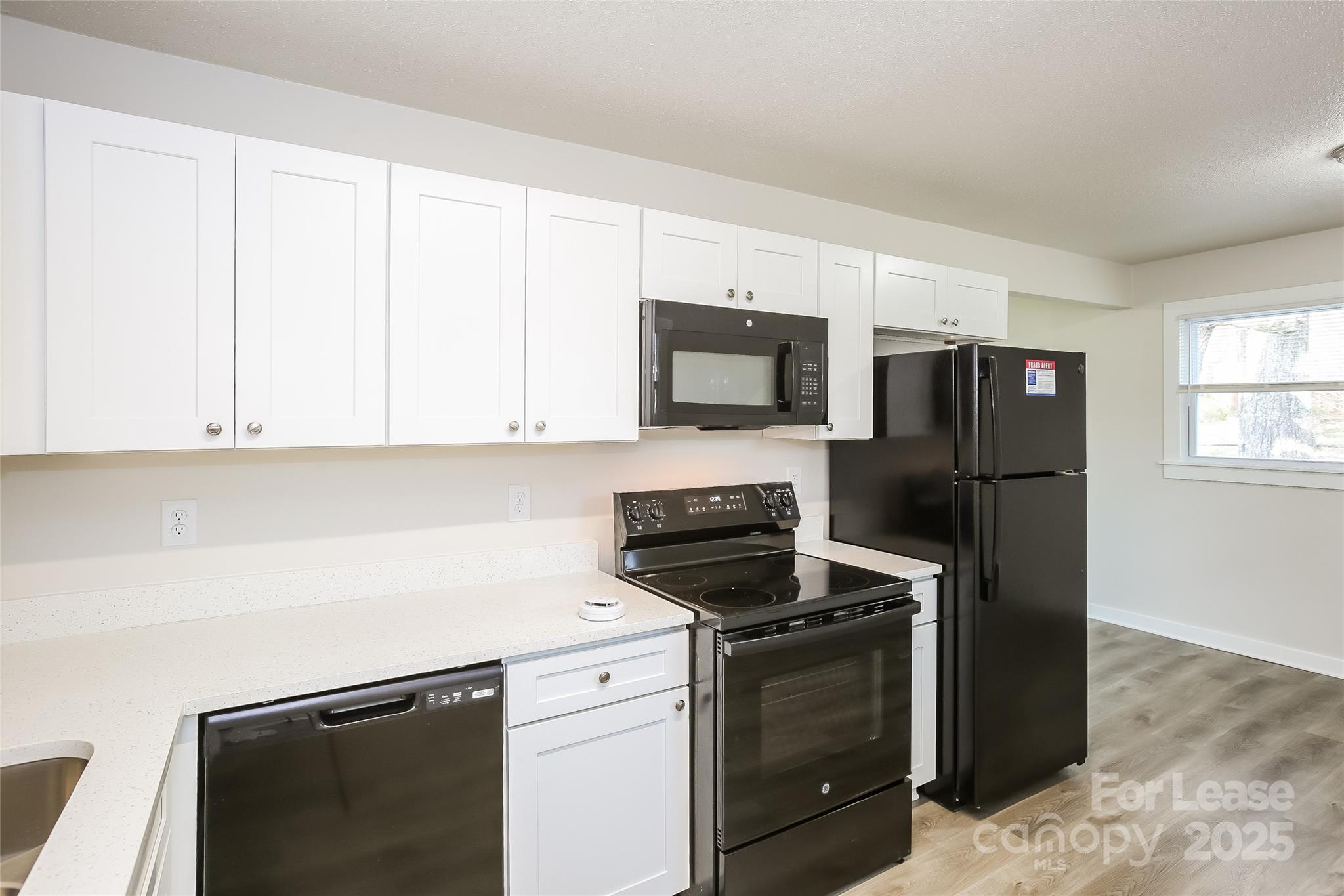 Salisbury Manor - Residential Lease