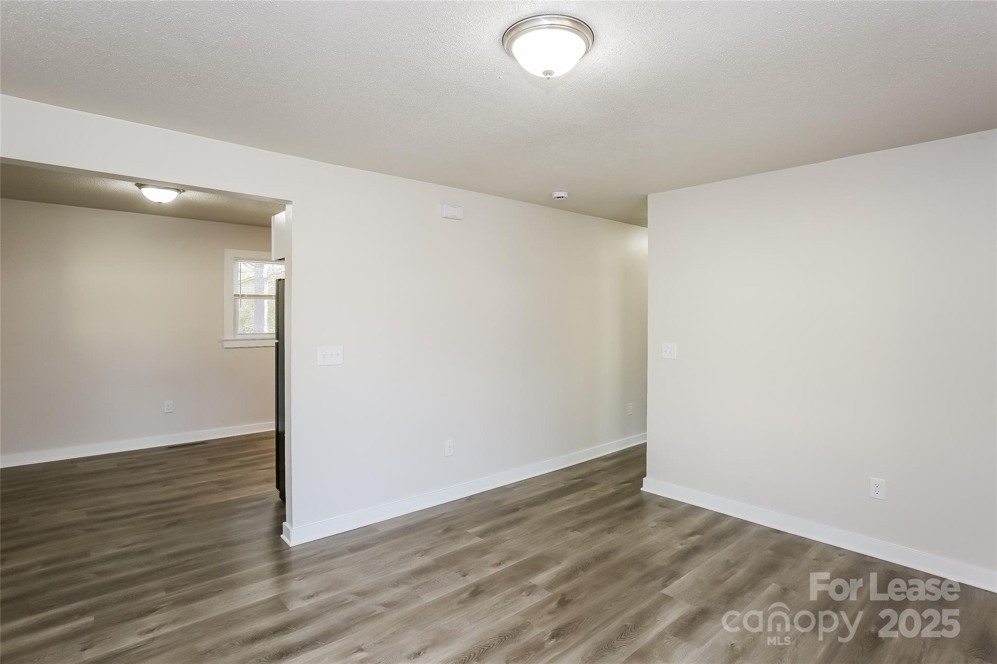 Salisbury Manor - Residential Lease