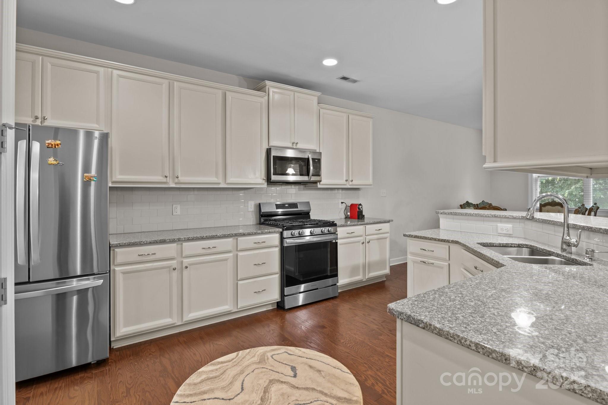 308 Planters Way
