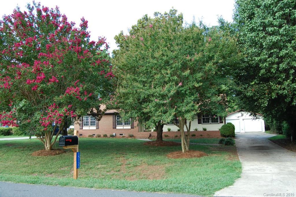 Cherokee Woods - Residential Lease