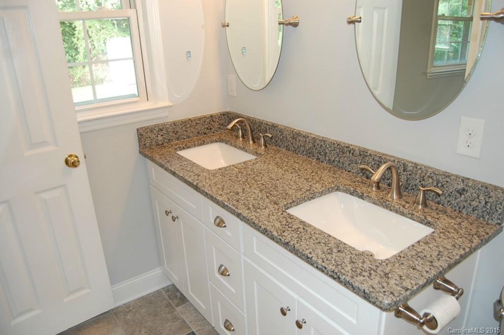 Cherokee Woods - Residential Lease
