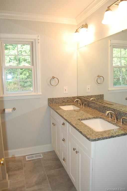 Cherokee Woods - Residential Lease
