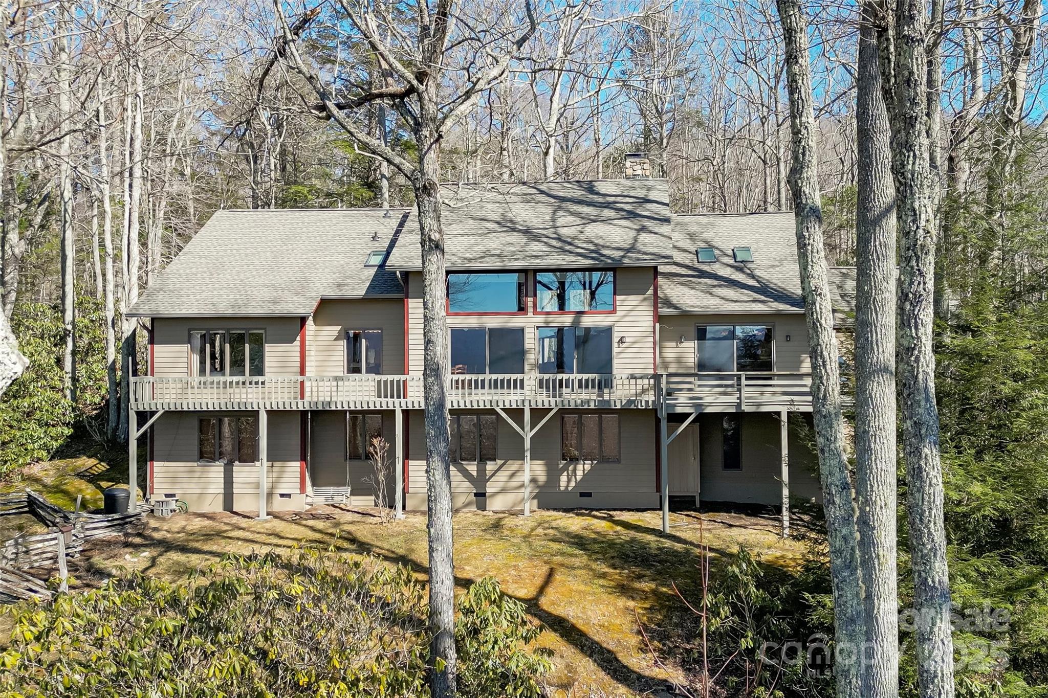 243 Red Oak Trail