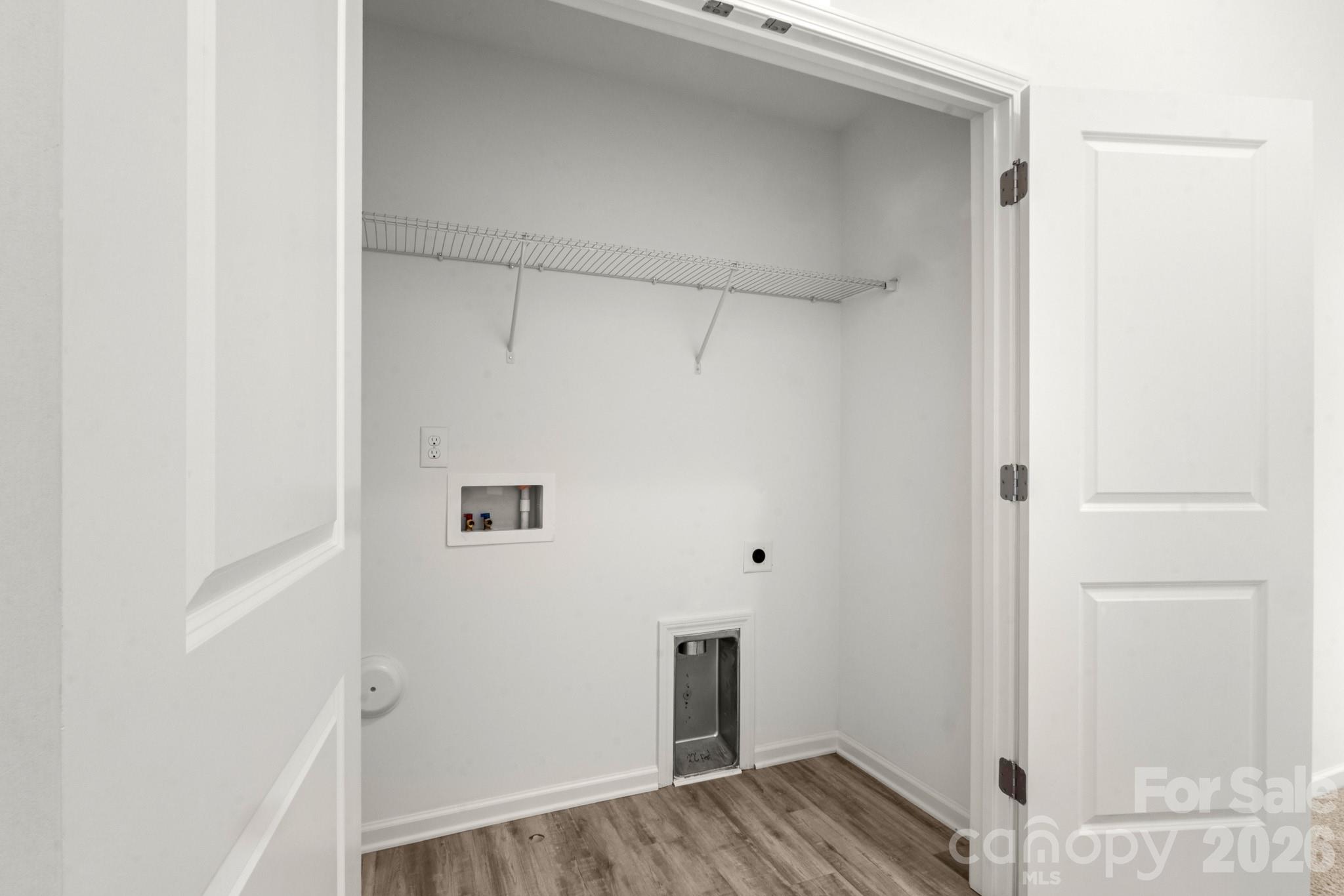 Citiside Plaza Walk Townhomes - Residential