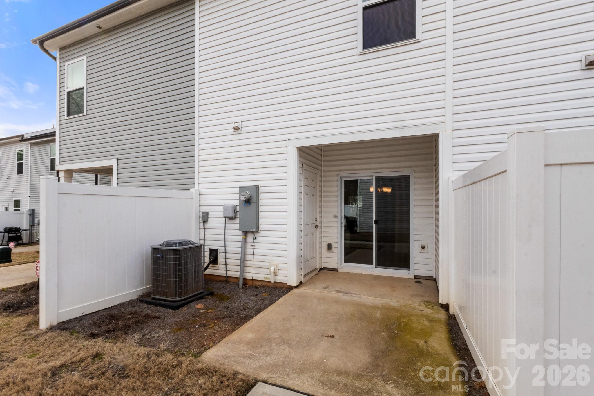 Citiside Plaza Walk Townhomes - Residential