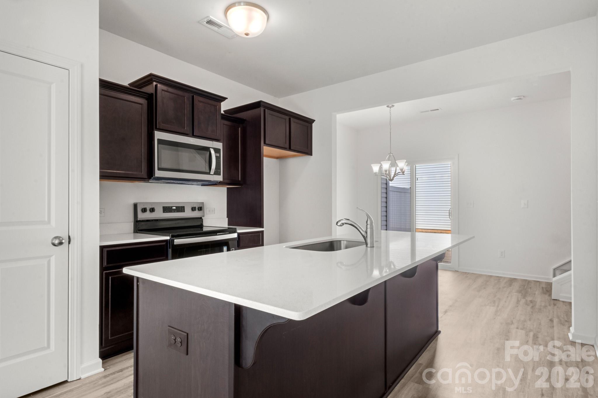 Citiside Plaza Walk Townhomes - Residential