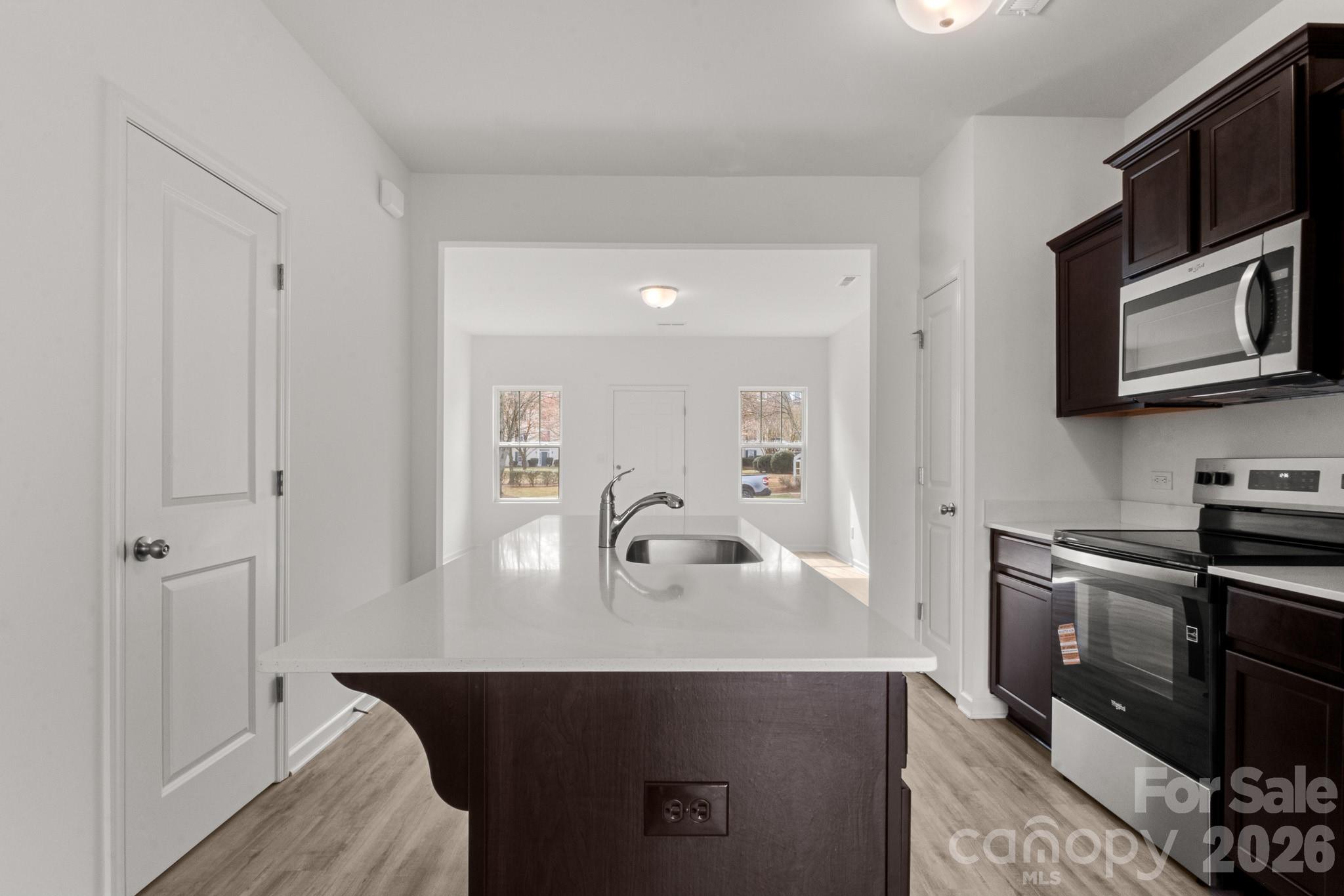 Citiside Plaza Walk Townhomes - Residential