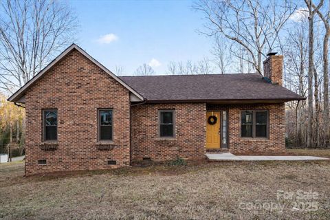 7022 Plott Road Charlotte NC 28215