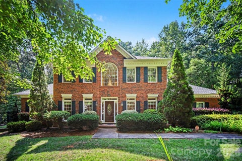 Photo of 8805 Crosstimbers Drive, Charlotte, NC 28215 (MLS # 4418067)