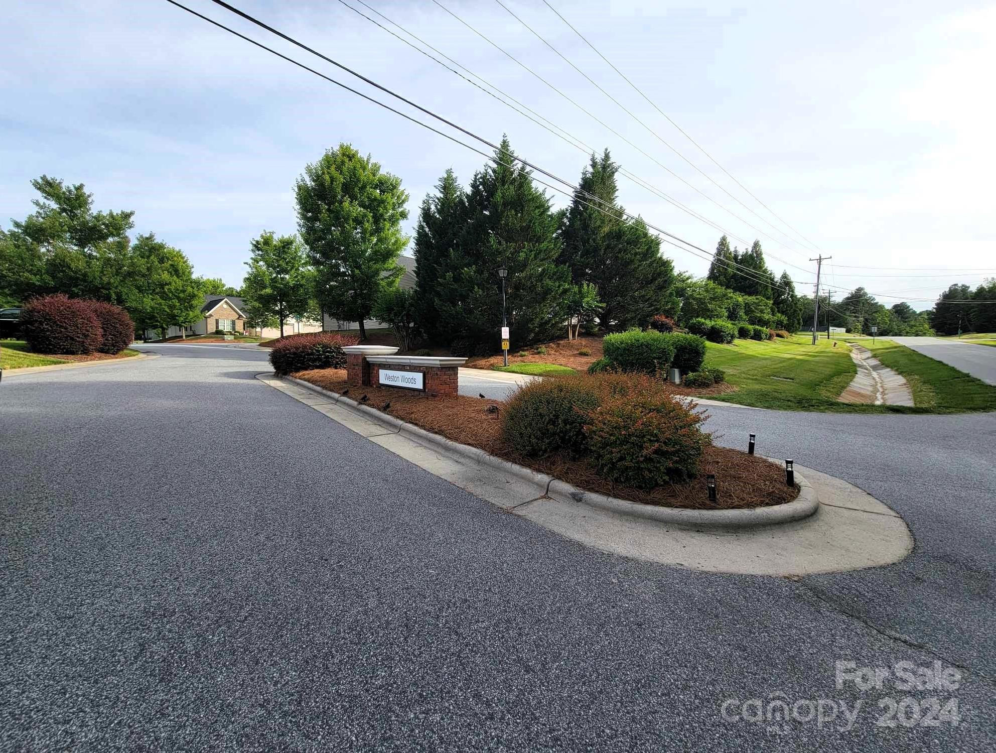 Weston Woods - Residential