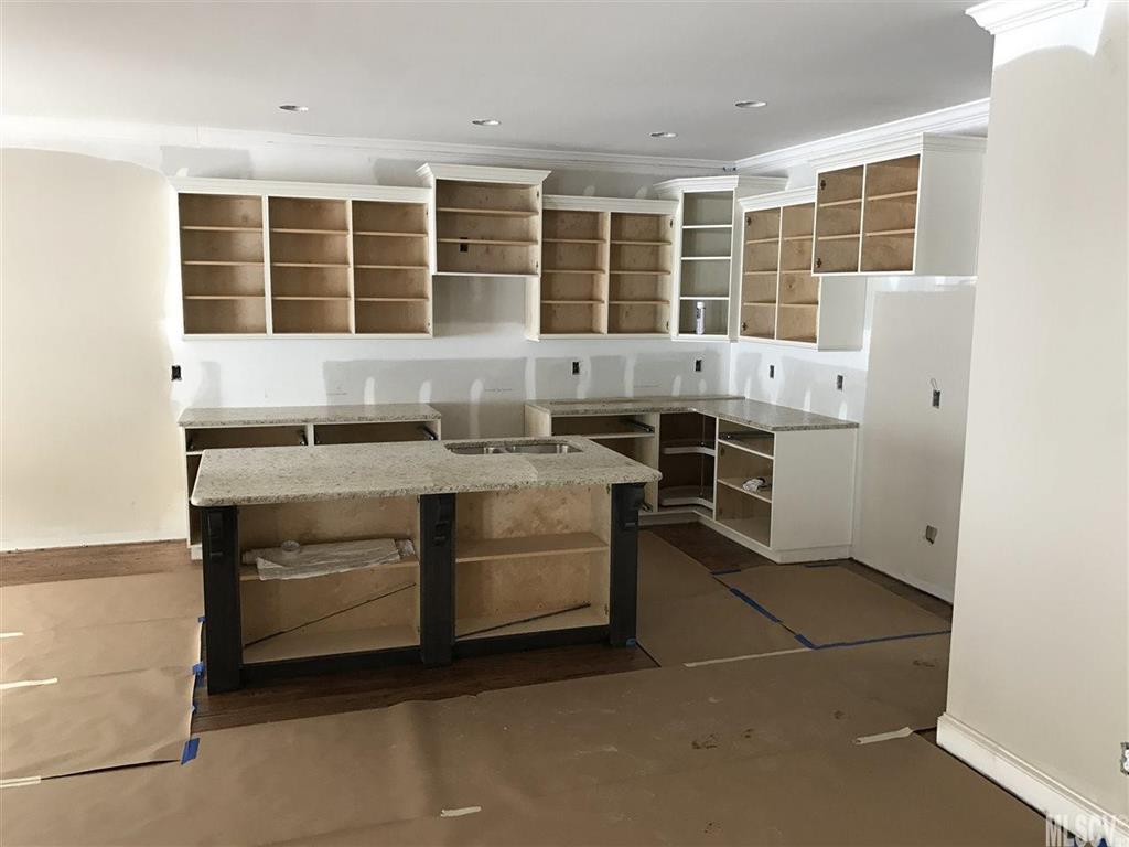 Winding Creek - Residential