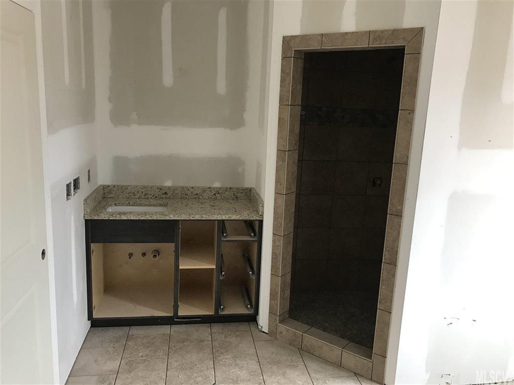 Winding Creek - Residential