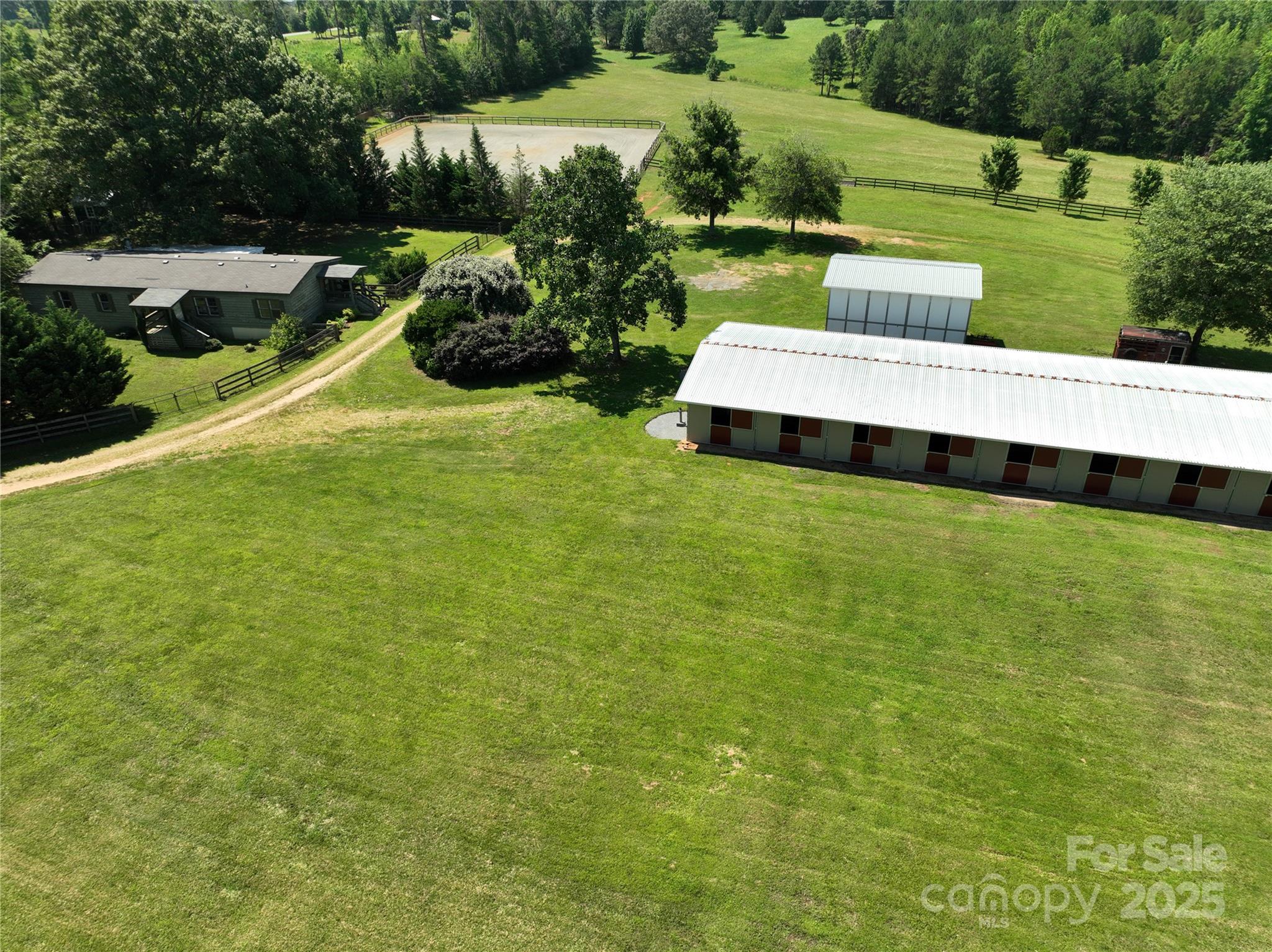 1896 Green Creek Drive E