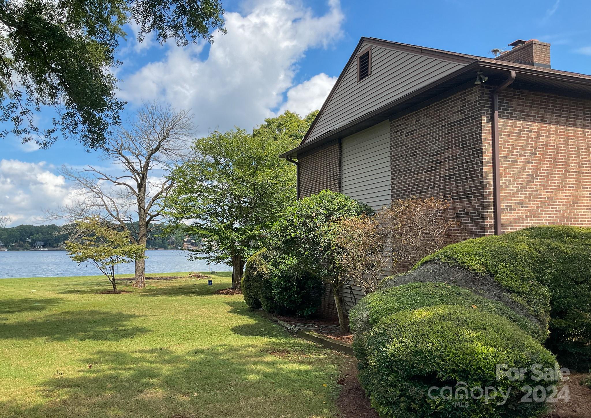 Sunset Pointe - Residential