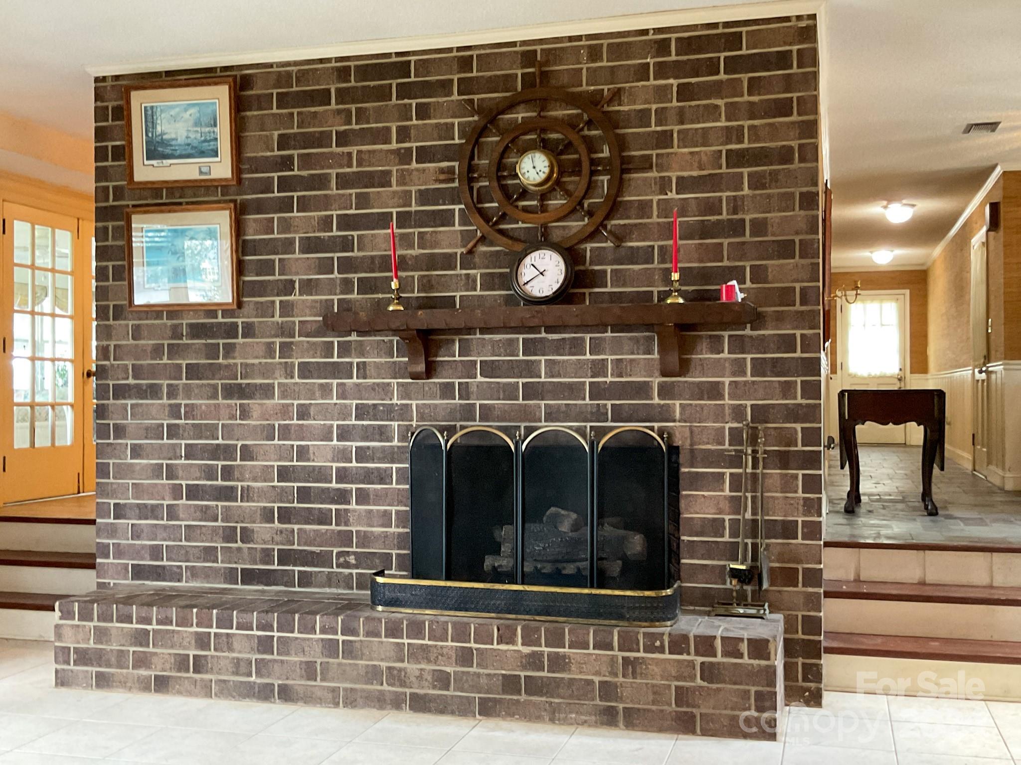 Sunset Pointe - Residential