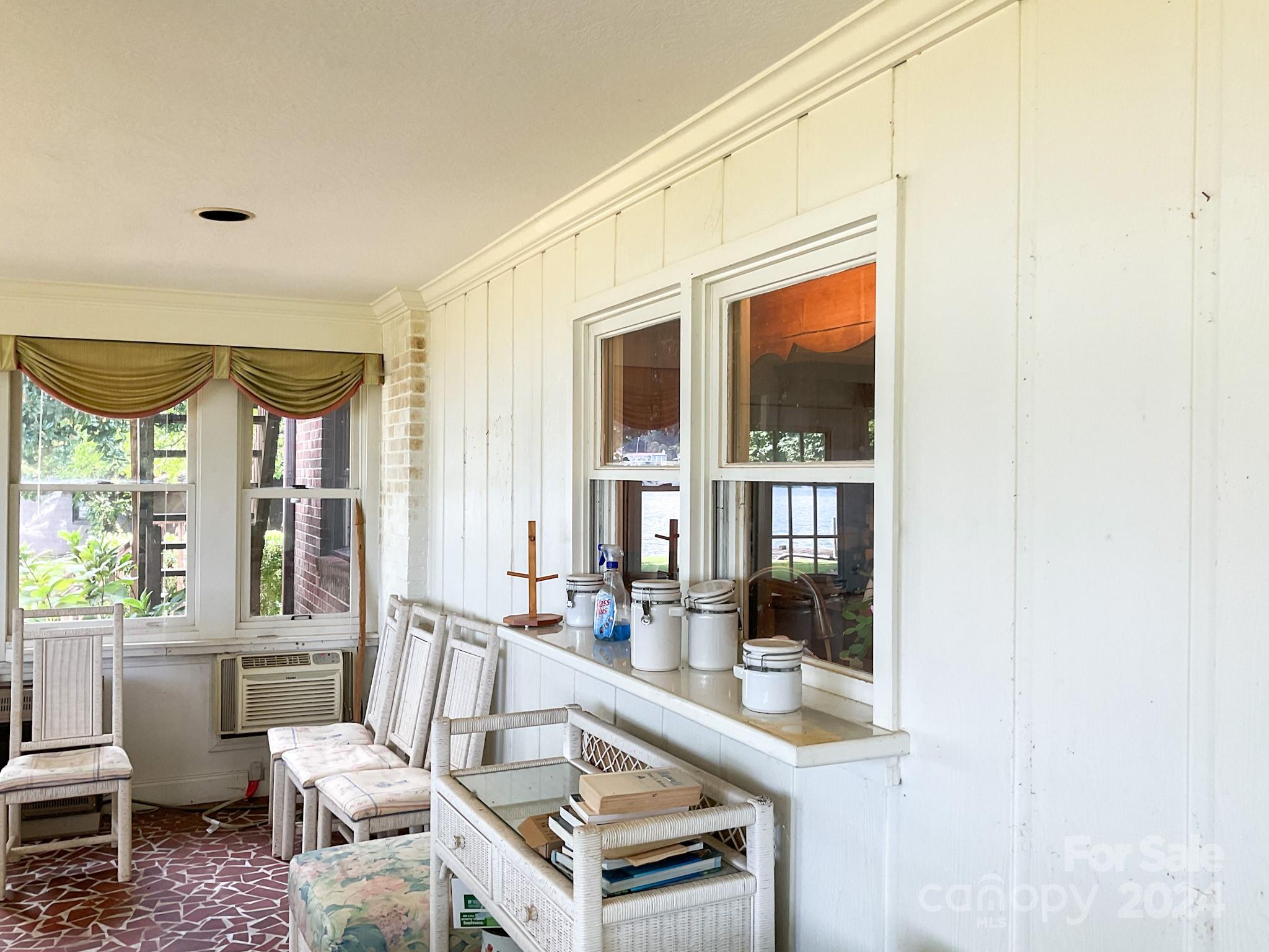 Sunset Pointe - Residential