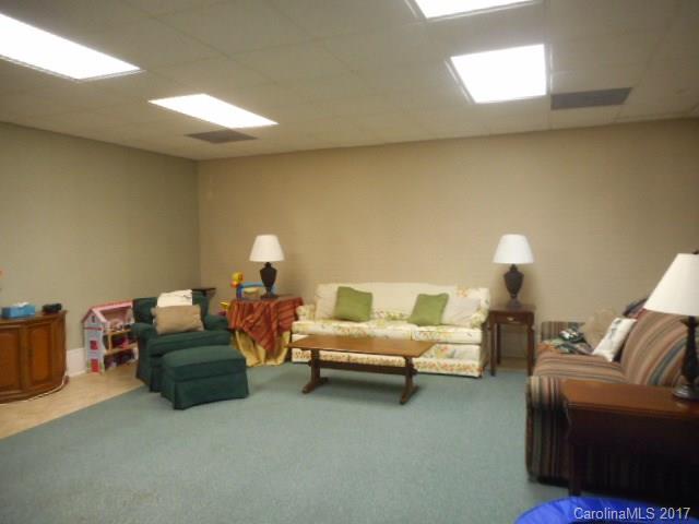 Forest Hills - Residential