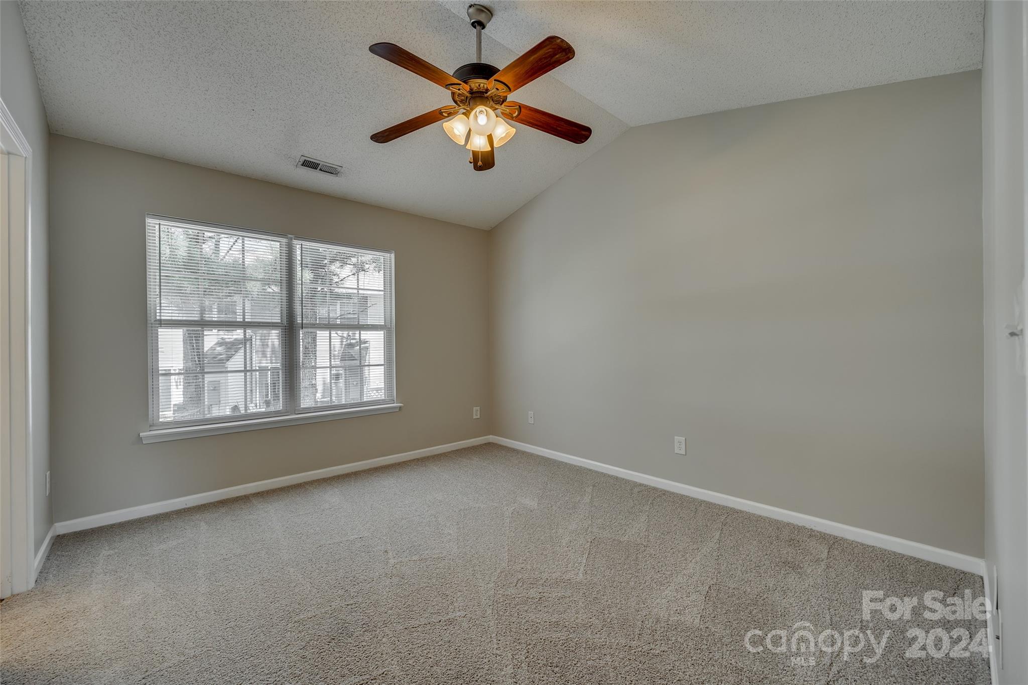 Windsor Trace - Residential