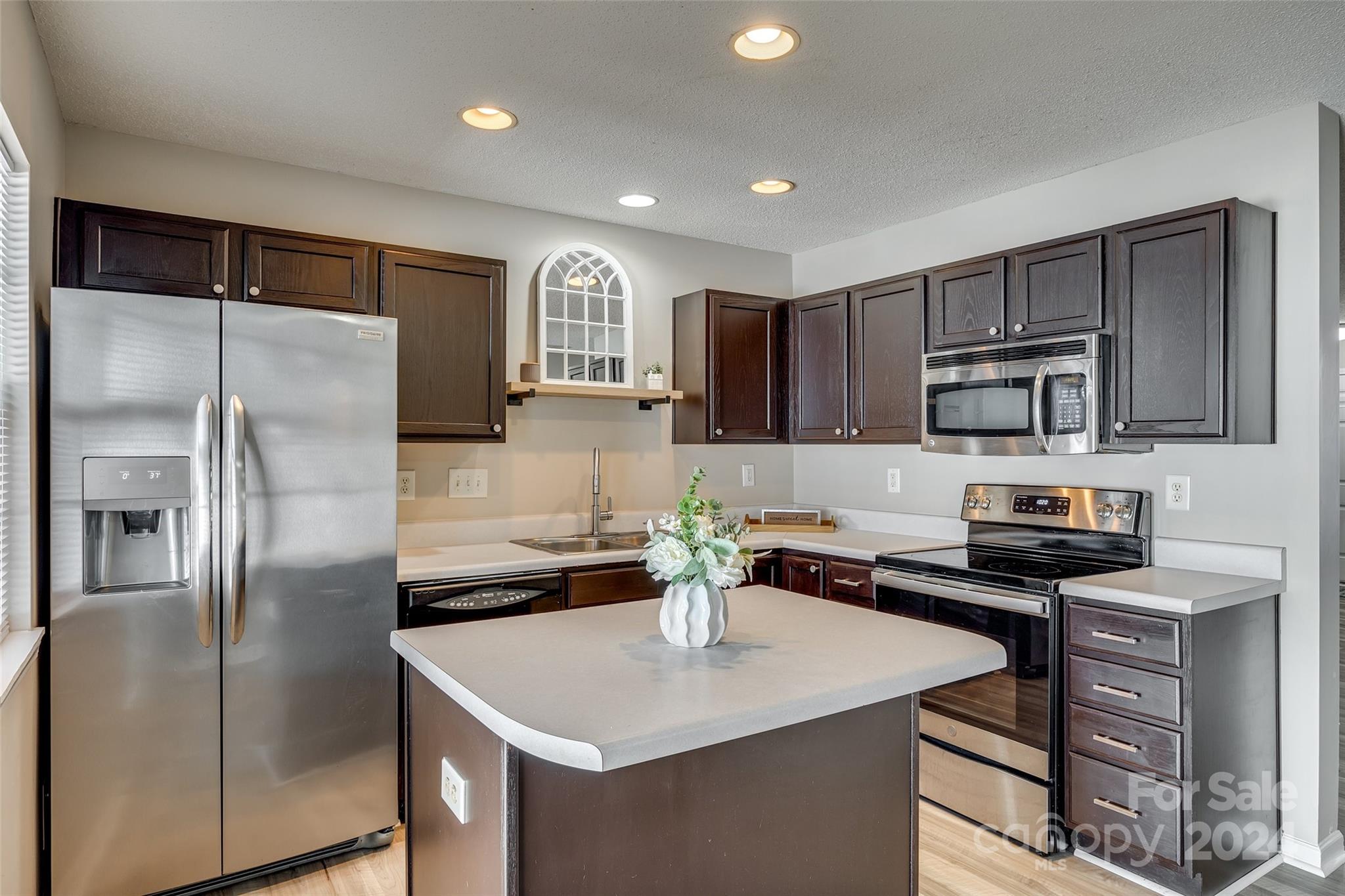 Windsor Trace - Residential