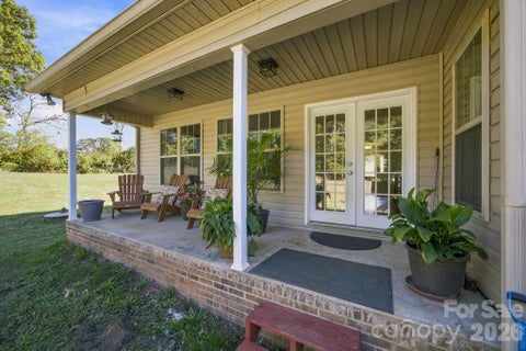 Photo of 1824 Island Ford Road, Statesville, NC 28625 (MLS # 4438607)