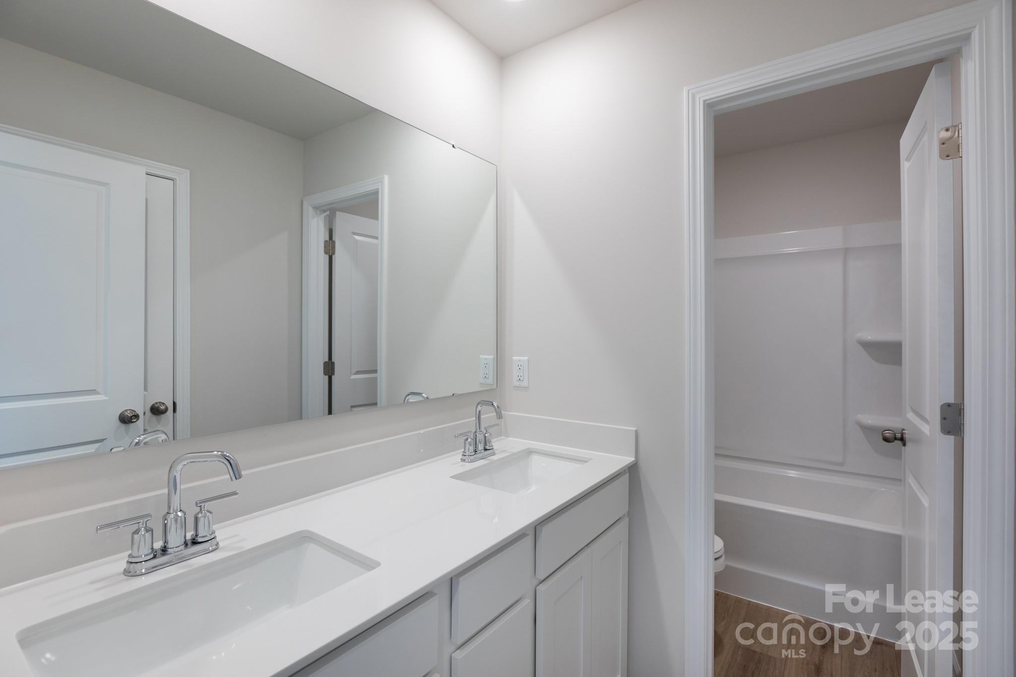 The Retreat at Cameron Commons - Residential Lease