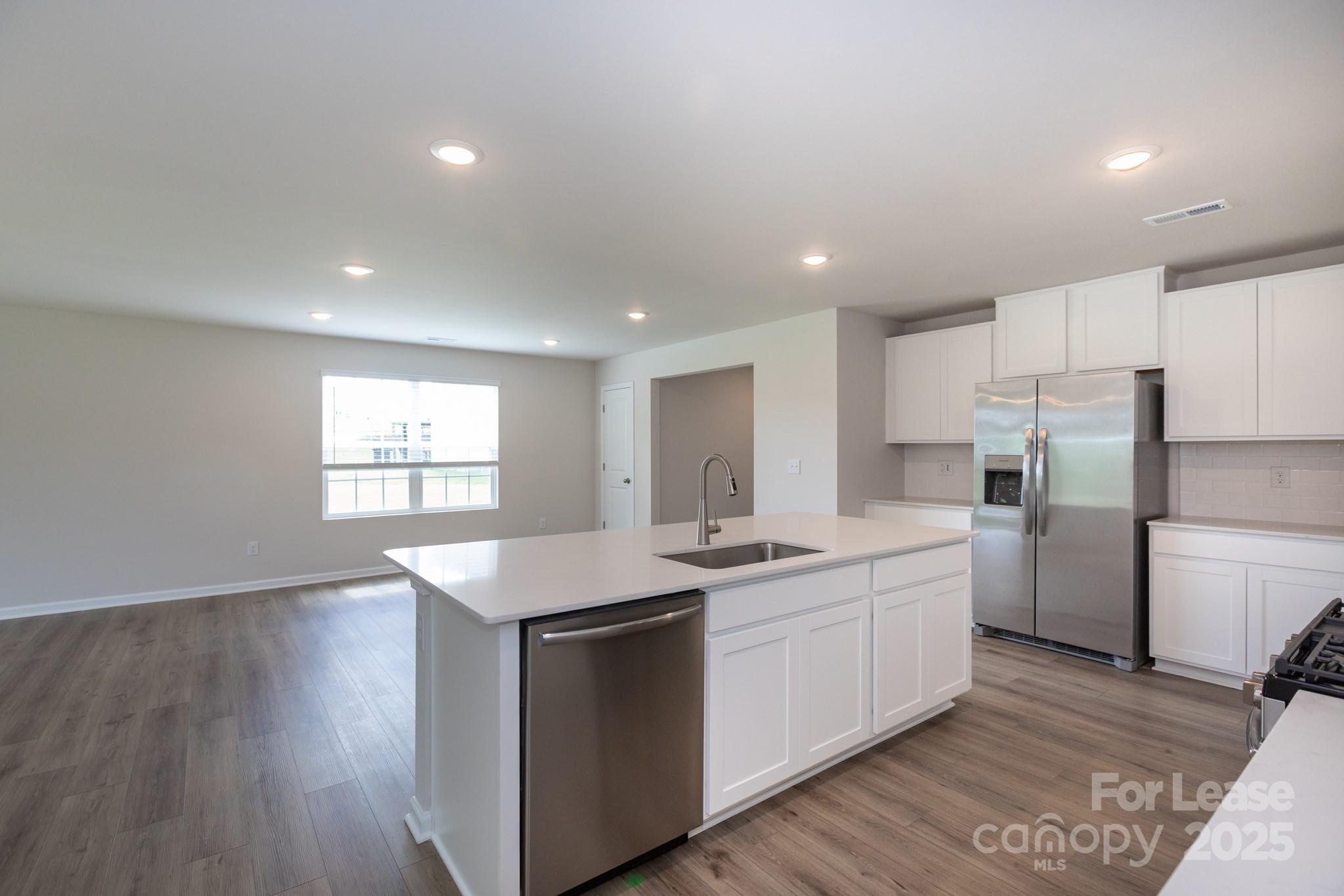 The Retreat at Cameron Commons - Residential Lease