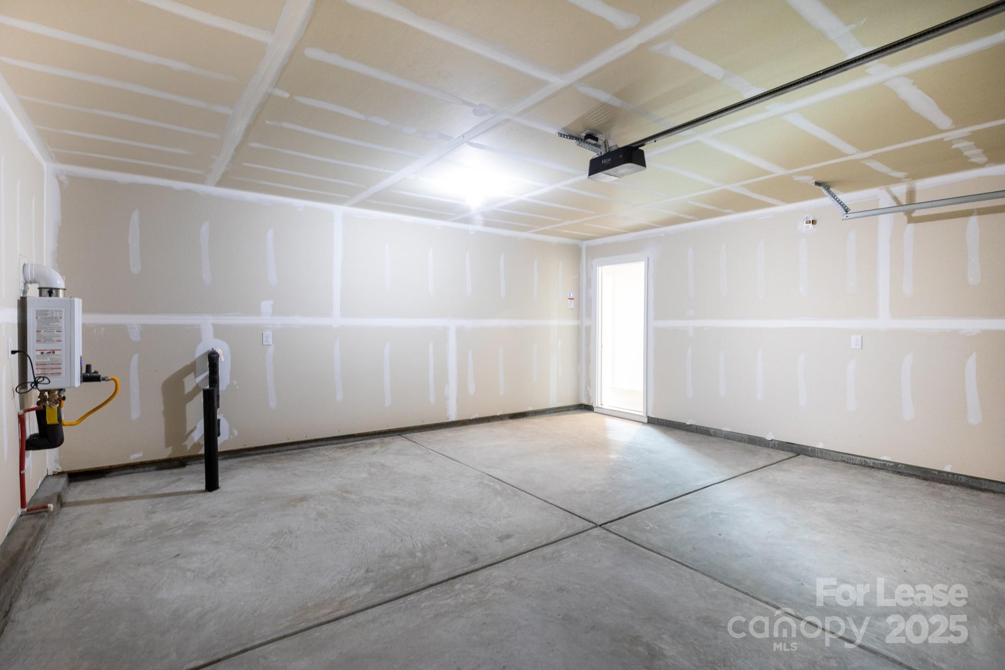 The Retreat at Cameron Commons - Residential Lease