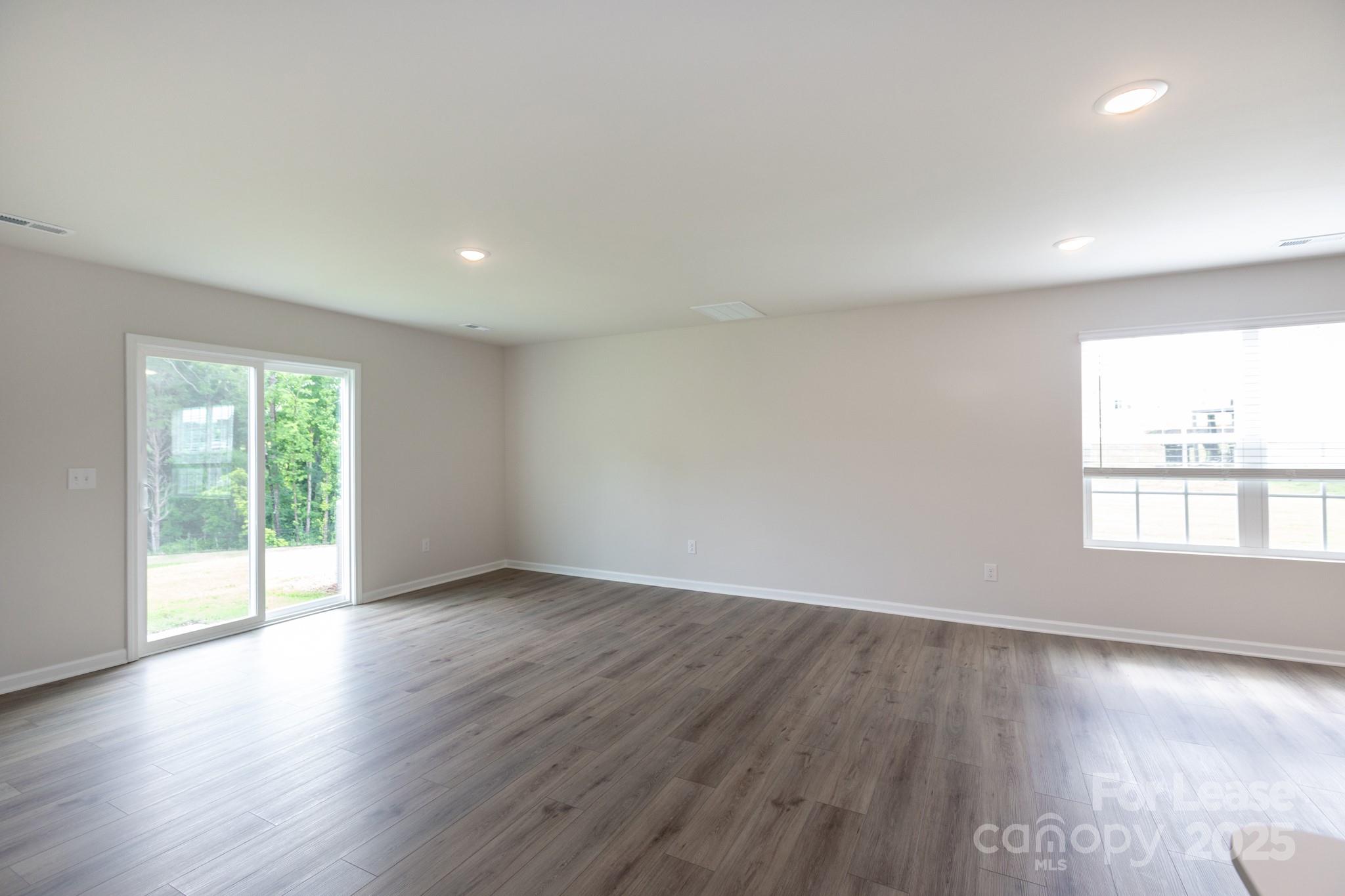 The Retreat at Cameron Commons - Residential Lease