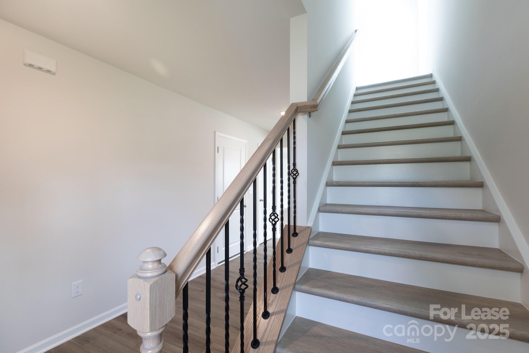 The Retreat at Cameron Commons - Residential Lease