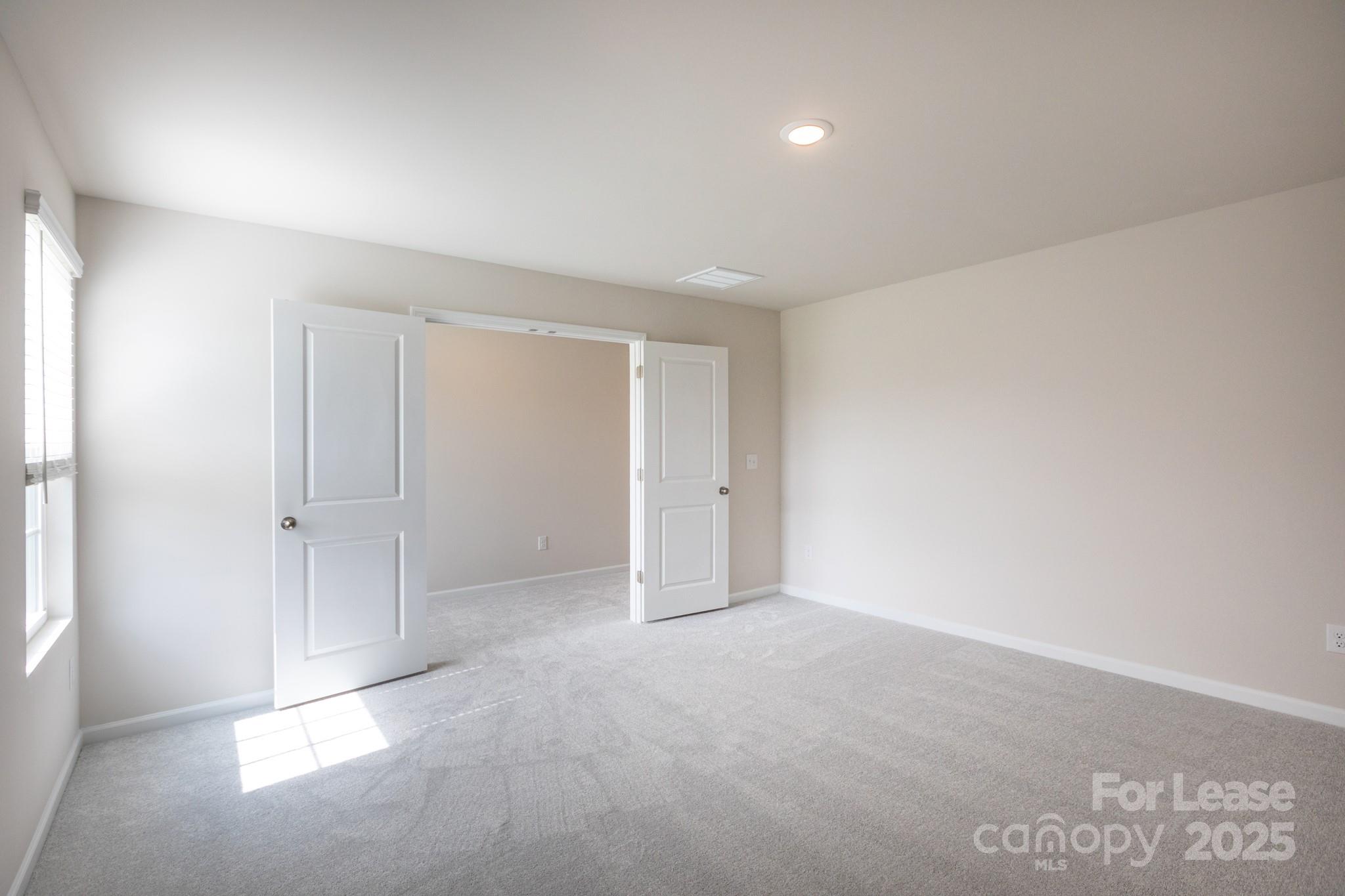 The Retreat at Cameron Commons - Residential Lease