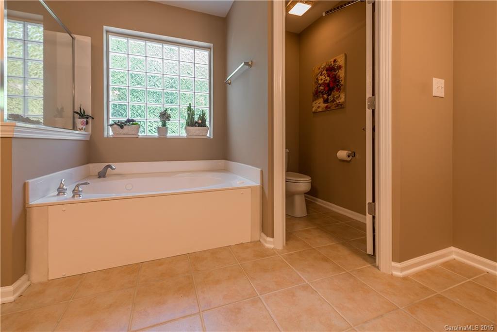 Chadwyck At Regent Park - Residential