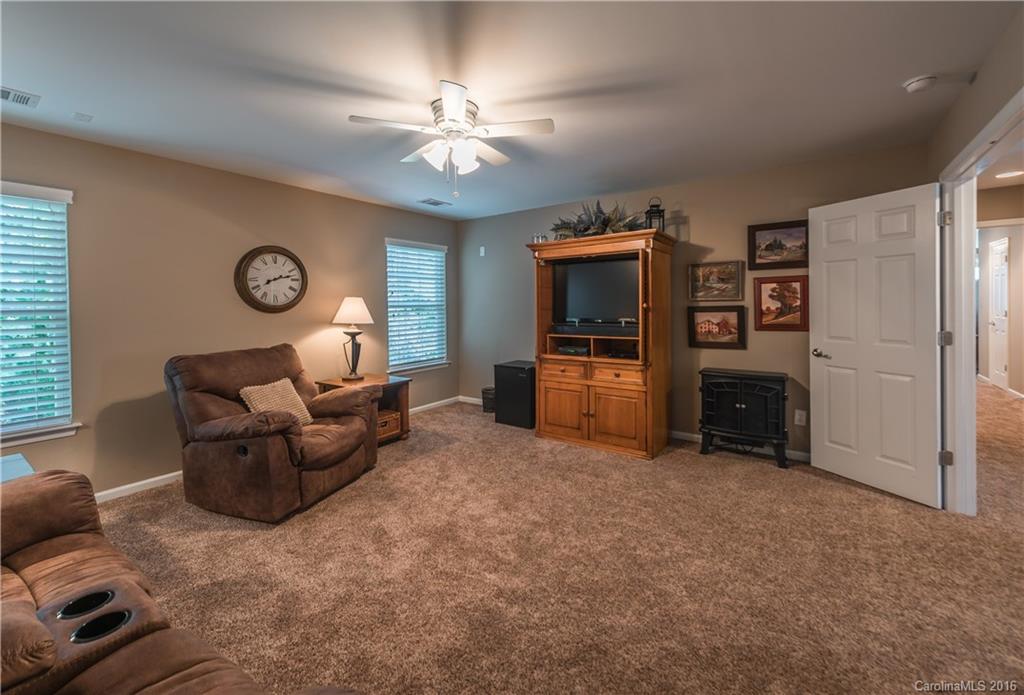 Chadwyck At Regent Park - Residential