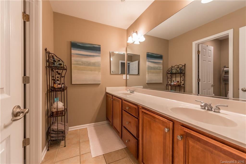 Chadwyck At Regent Park - Residential