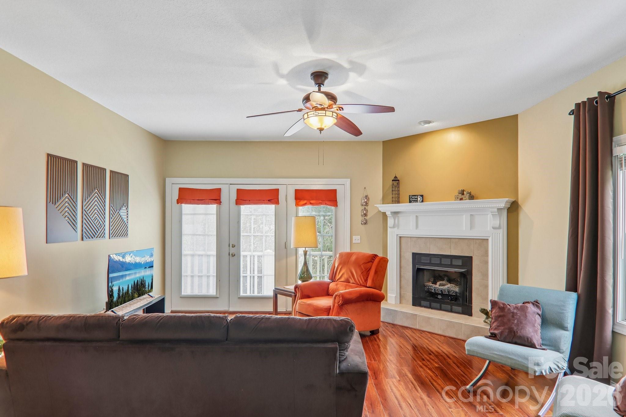 3311 Sandy Drive 1