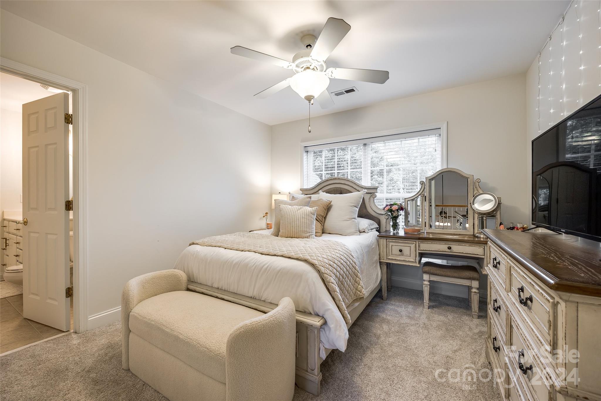 Lake Shore - Residential