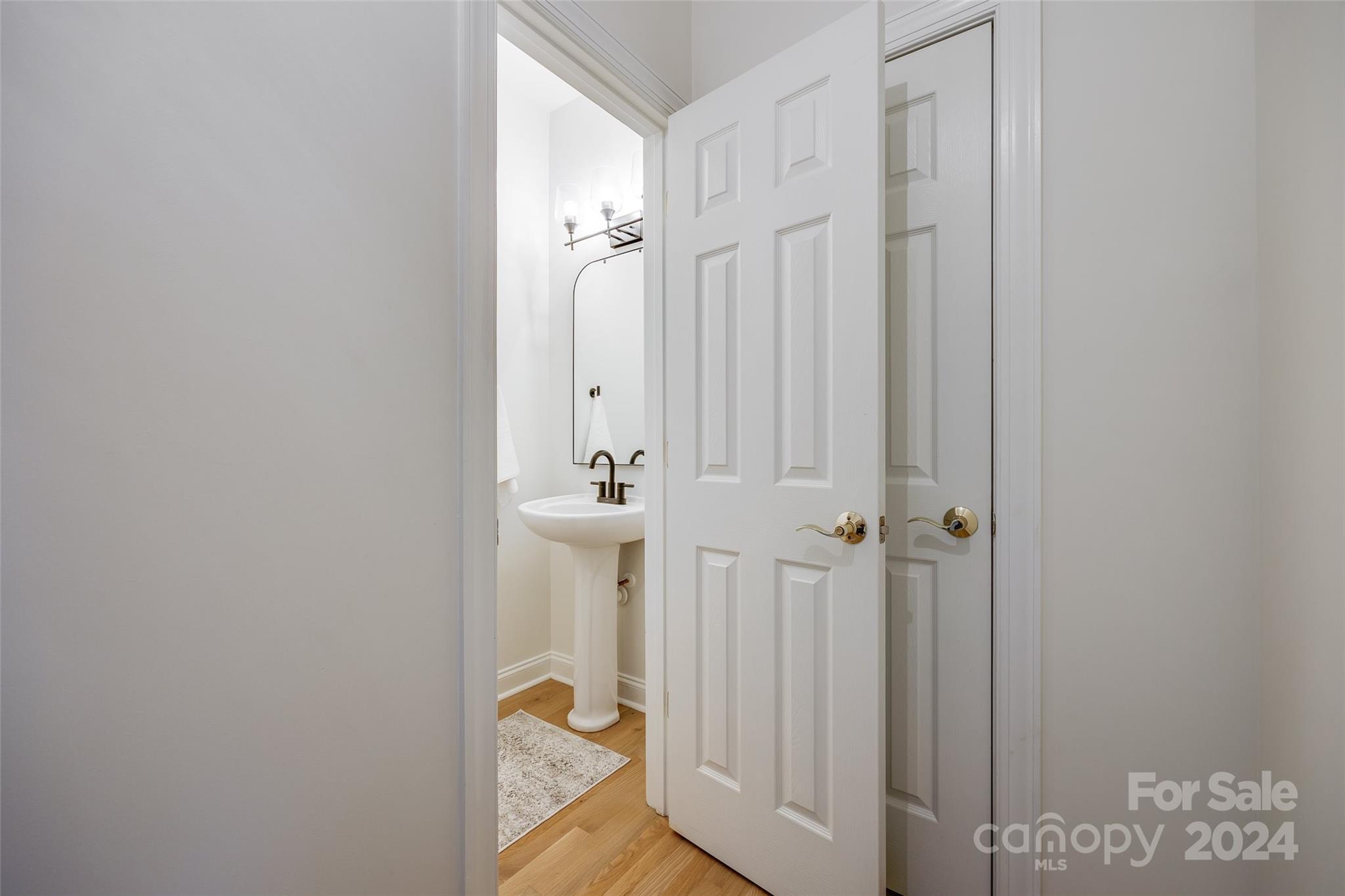 Lake Shore - Residential