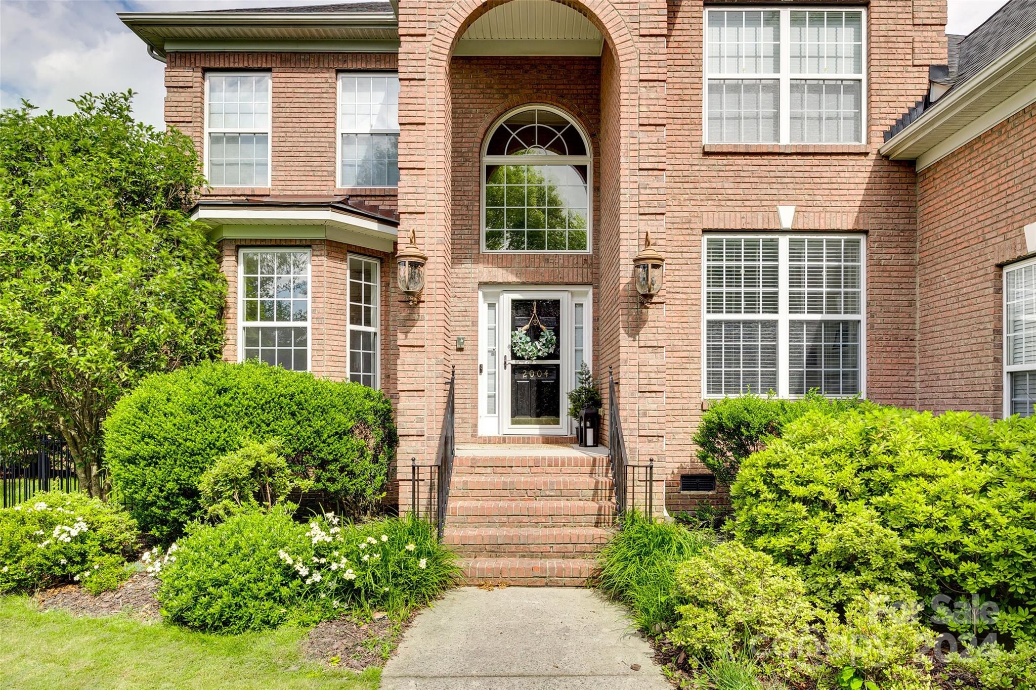 Lake Shore - Residential