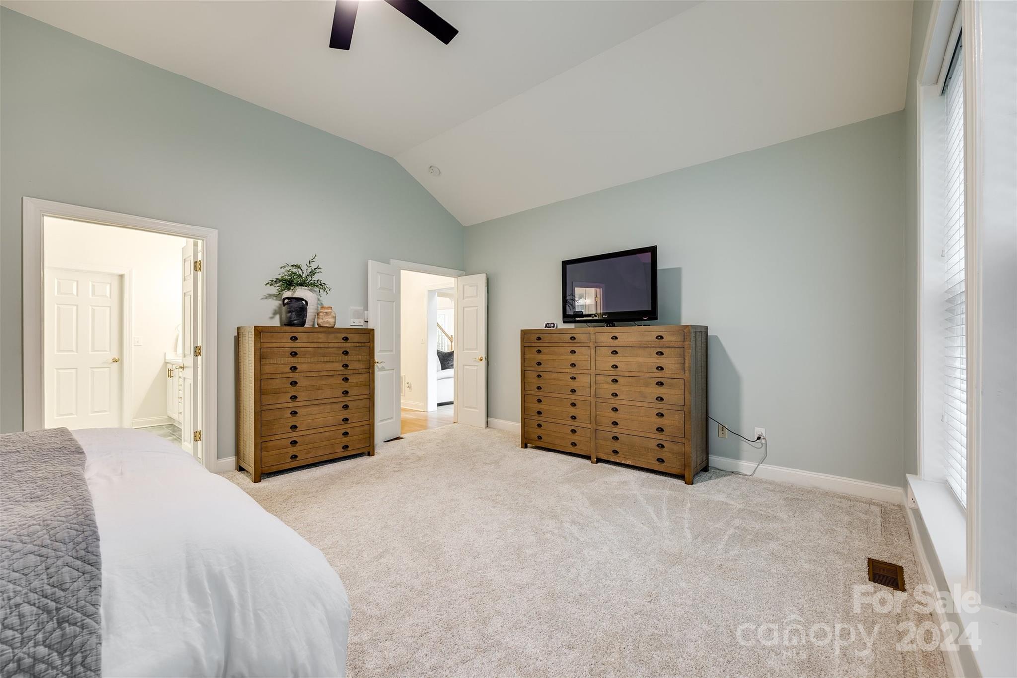 Lake Shore - Residential