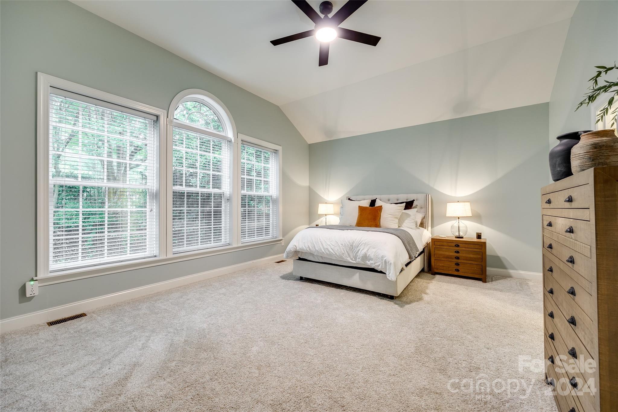 Lake Shore - Residential