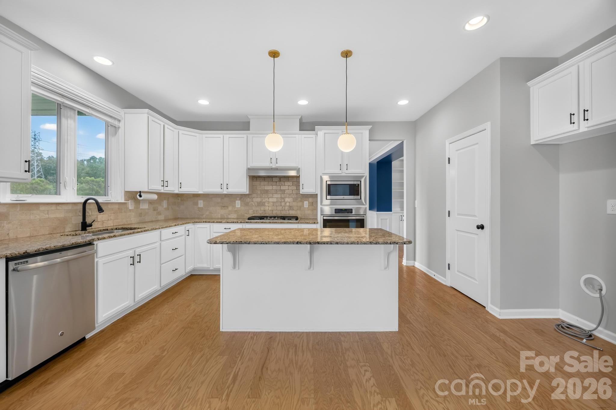 1004 Hawker Road