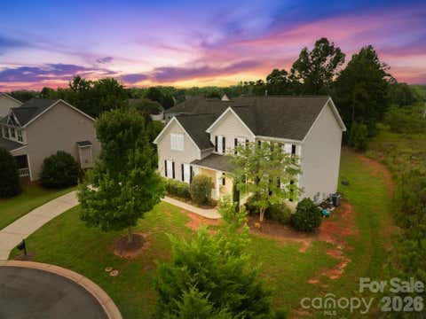 Photo of 1004 Hawker Road, Matthews, NC 28104 (MLS # 4411741)