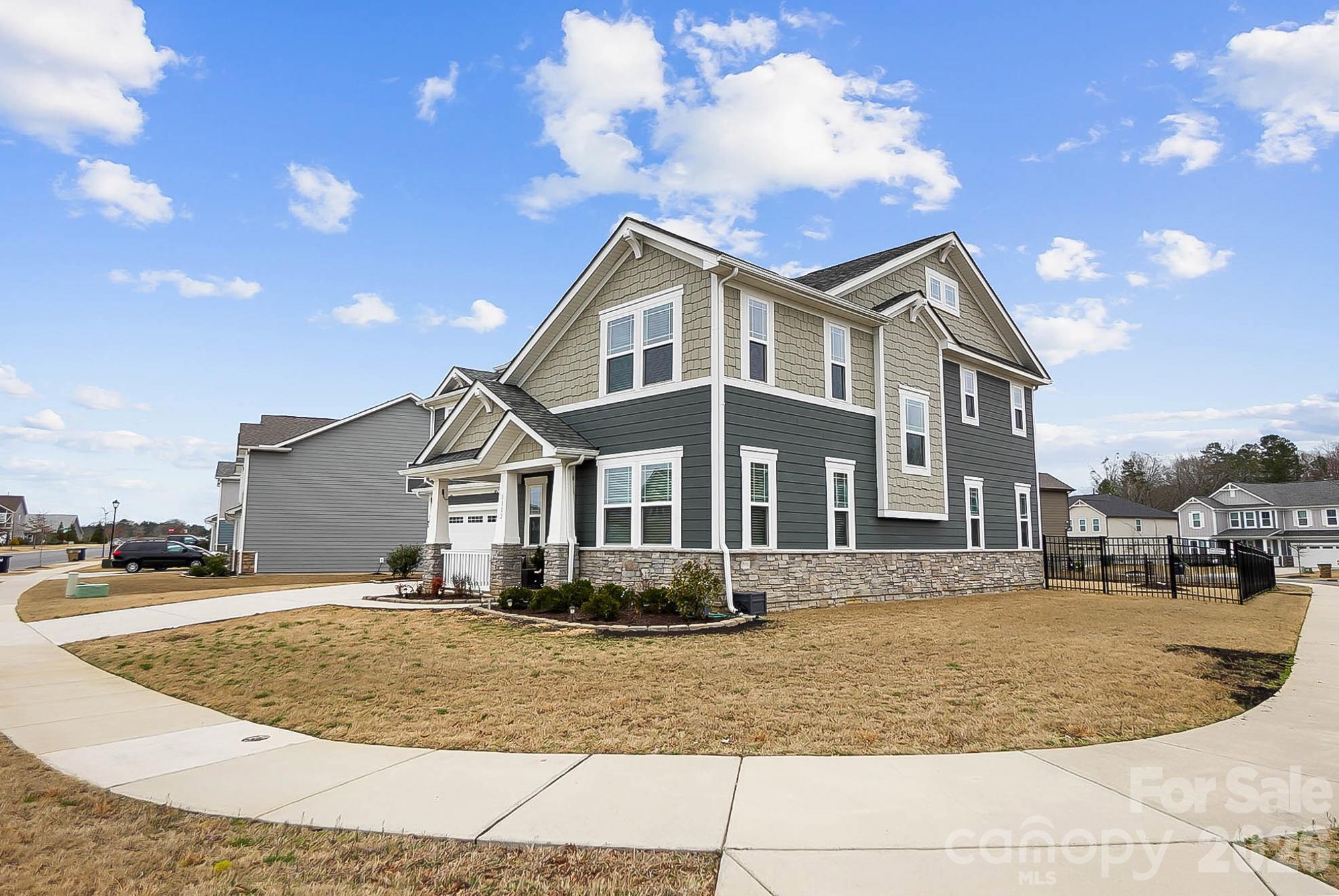 Braeburn - Residential