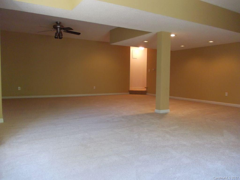 Highland Creek - Residential Lease